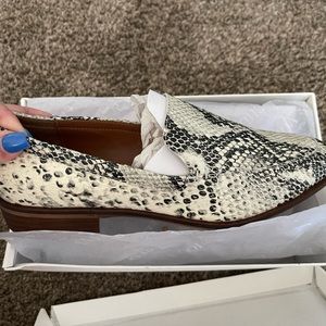 Chealsea & Violet snake print loafers slip on